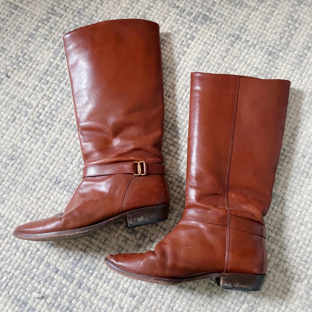 *Vintage* brown leather boots